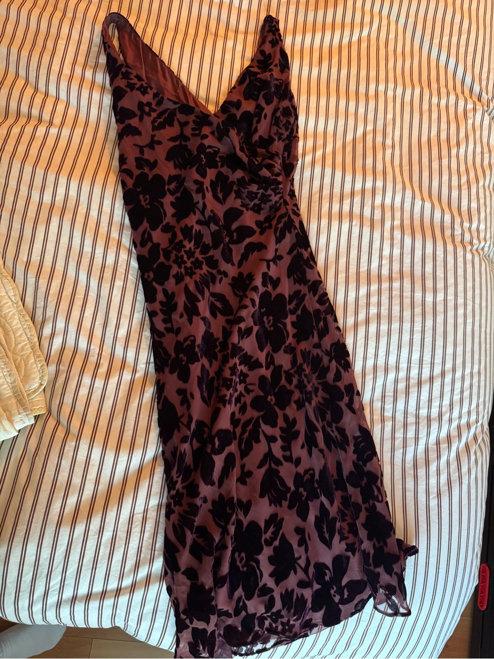 Elegant Vintage Dark Plum Floral Midi Dress